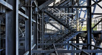 Pioneering Industrial Structure Development in Los Altos